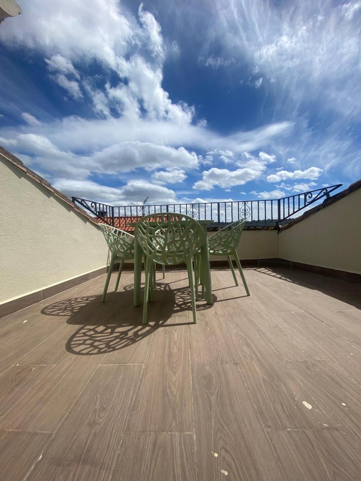 Apartamentos Rurales Flor De La Alcarria Brihuega Luaran gambar