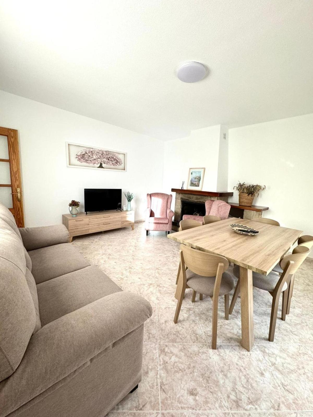 Apartamentos Rurales Flor De La Alcarria Brihuega Luaran gambar