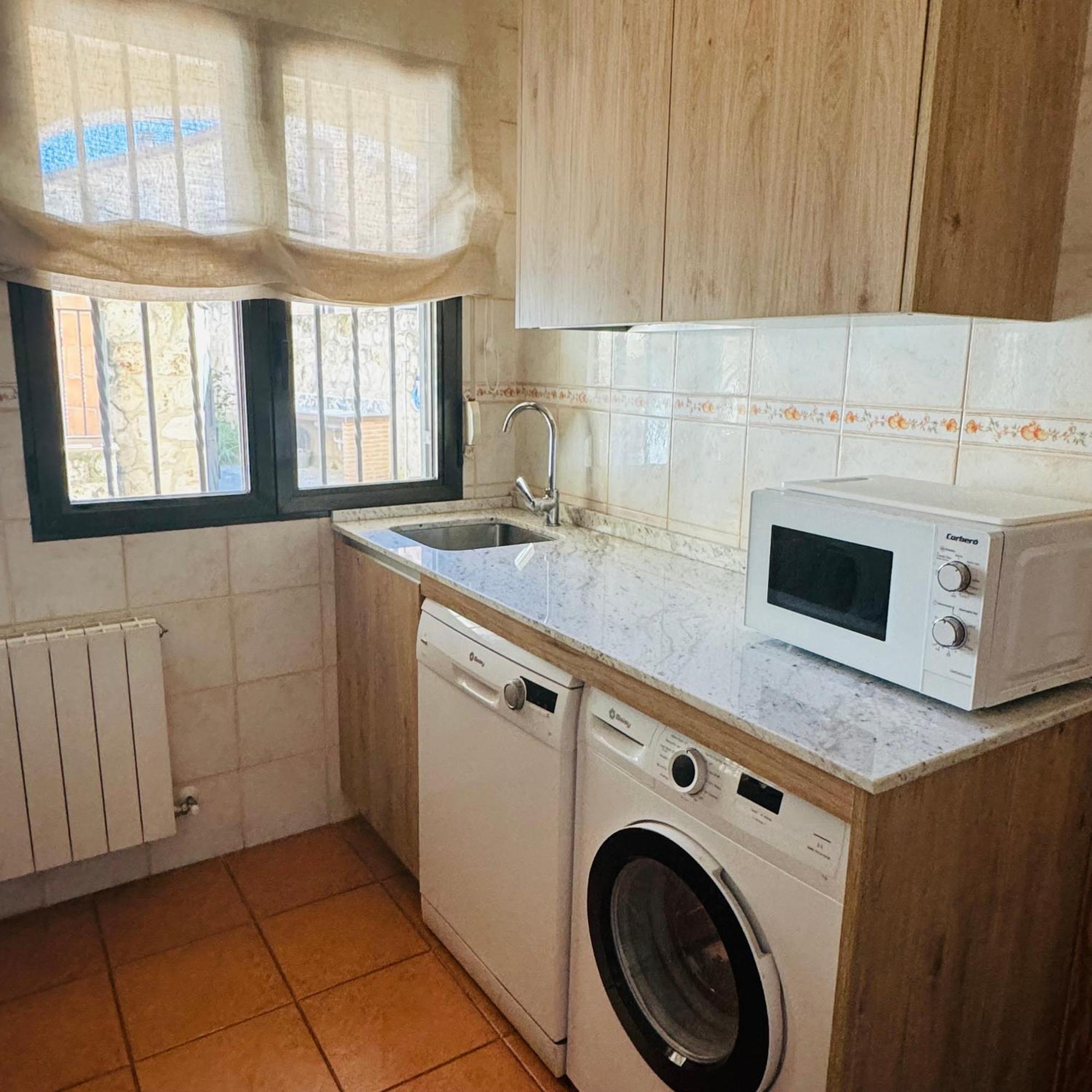 Apartamentos Rurales Flor De La Alcarria Brihuega Luaran gambar